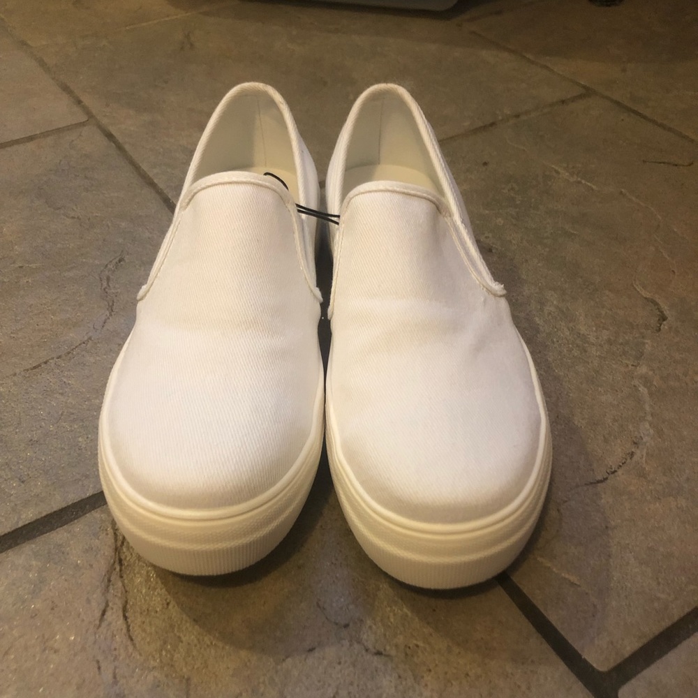 Time and Tru white slip on platform tennis shoes